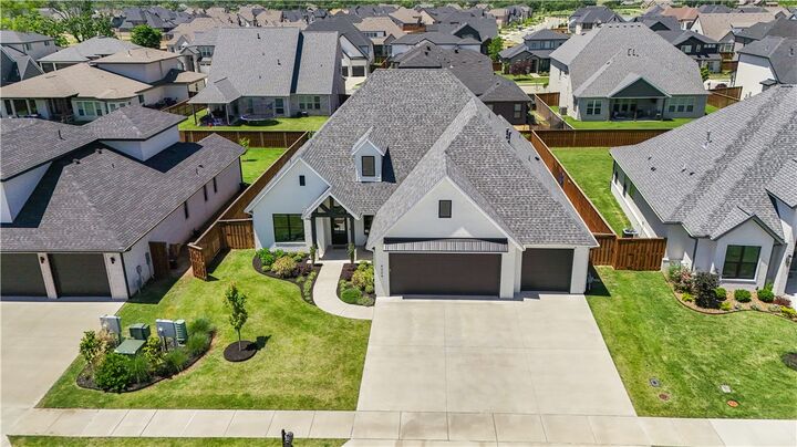 Property Photo:  4304 S 87th Street  AR 72713 