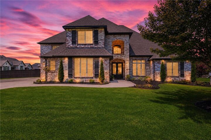 Property Photo:  3111 Oak Tree Drive  AR 72719 