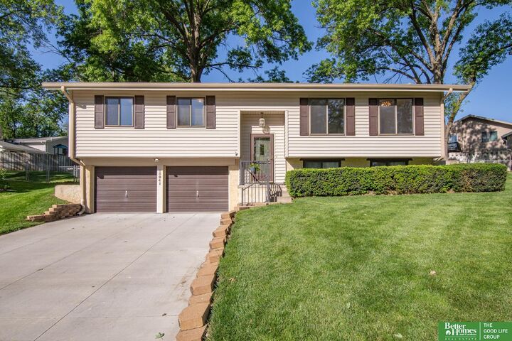 Property Photo:  13941 Washington Circle  NE 68137 