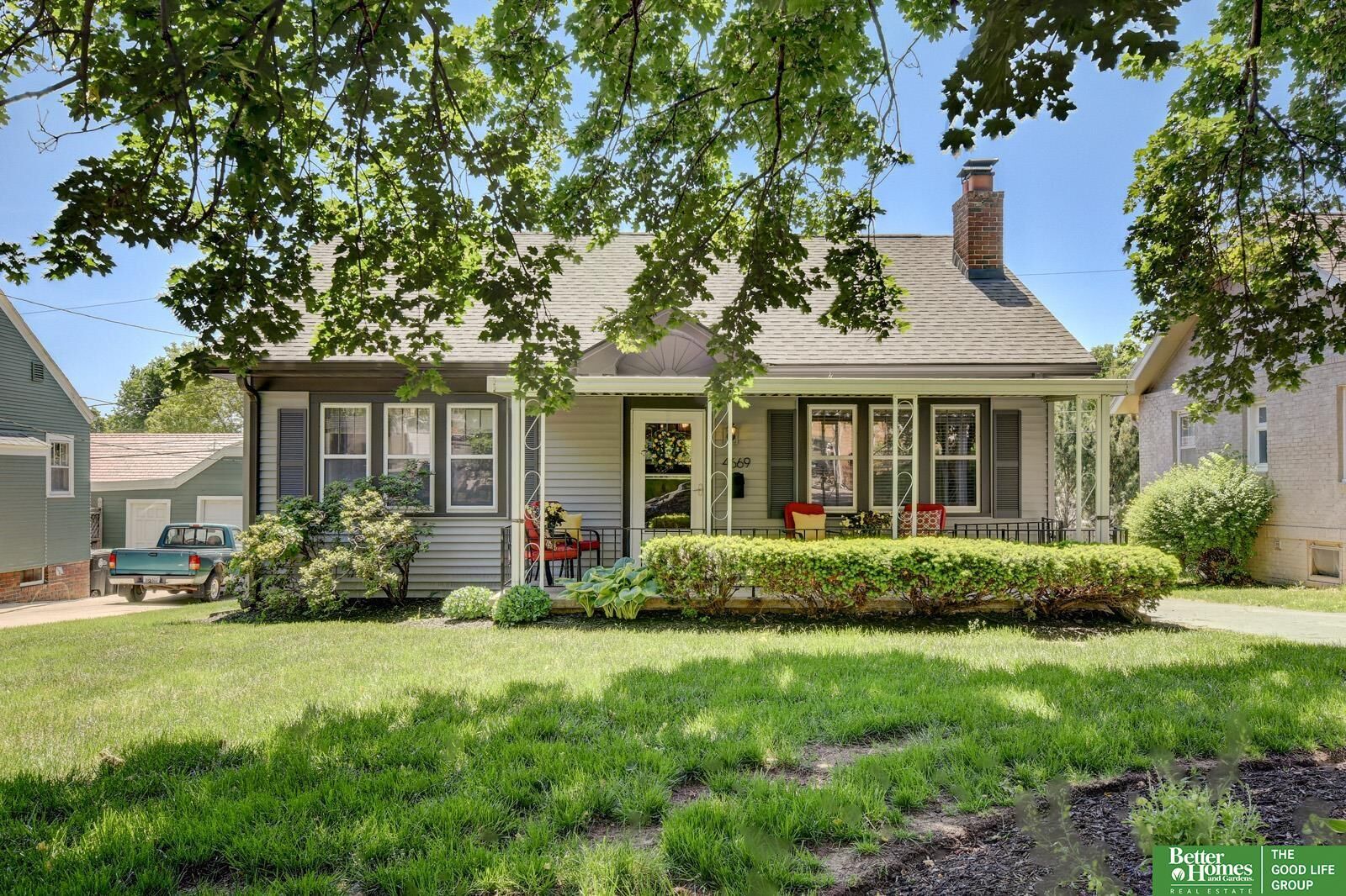 Property Photo:  4669 Pine Street  NE 68106 