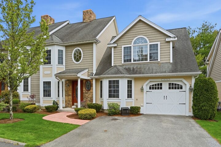 Property Photo: 7 Jill'S Way 7 MA 01876