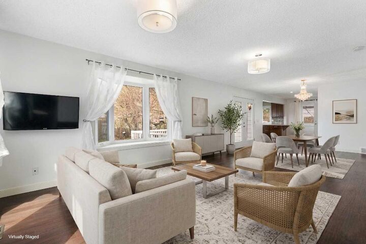 Property Photo:  121 Mountain Street  AB T4C 1Z5 