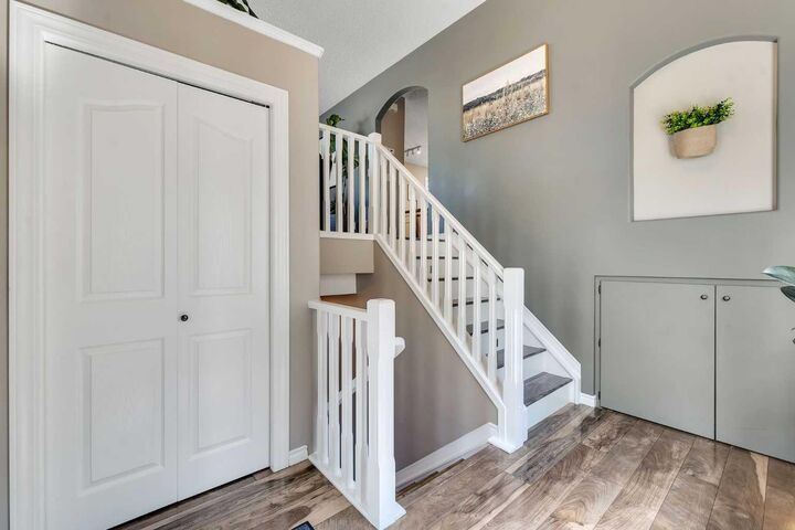 Property Photo:  952 Silver Creek Drive NW  AB T4B 2R6 