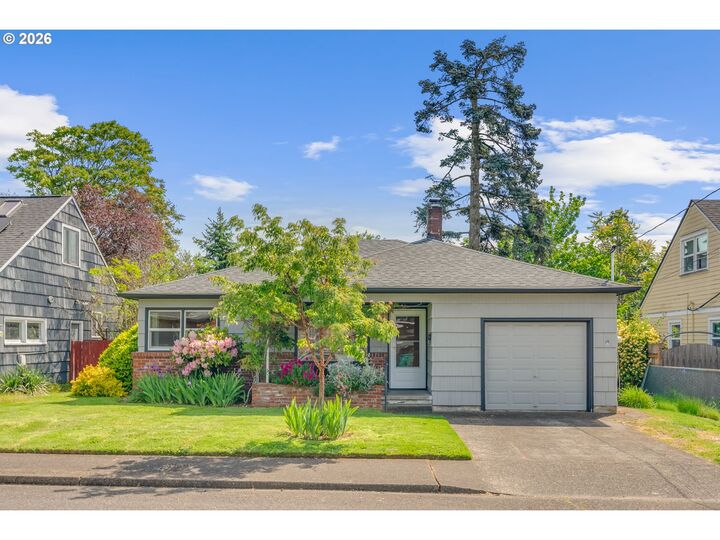 Property Photo: 4214 SE 91st Ave OR 97266