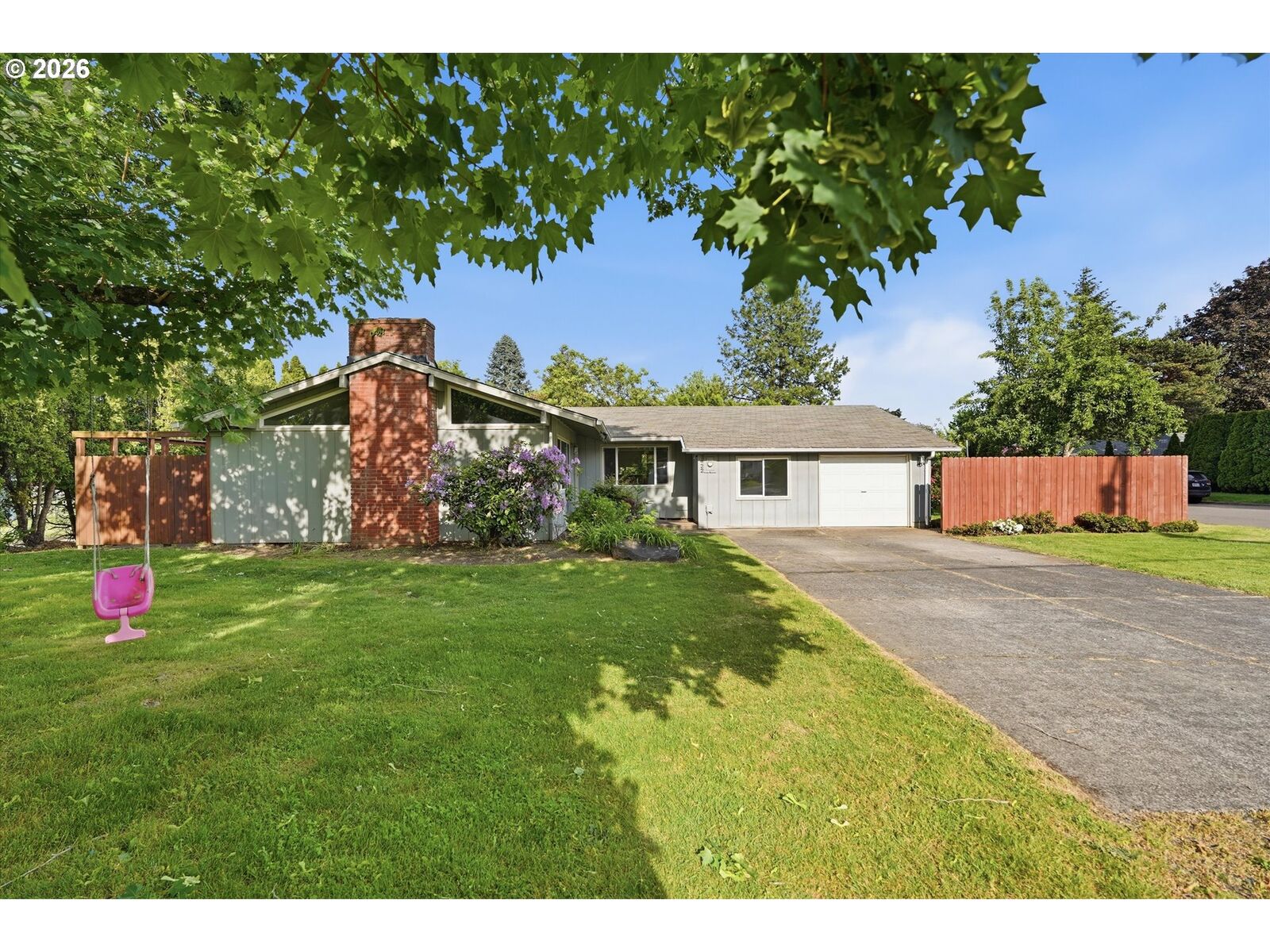 Property Photo: 1422 SW Hensley Rd OR 97060