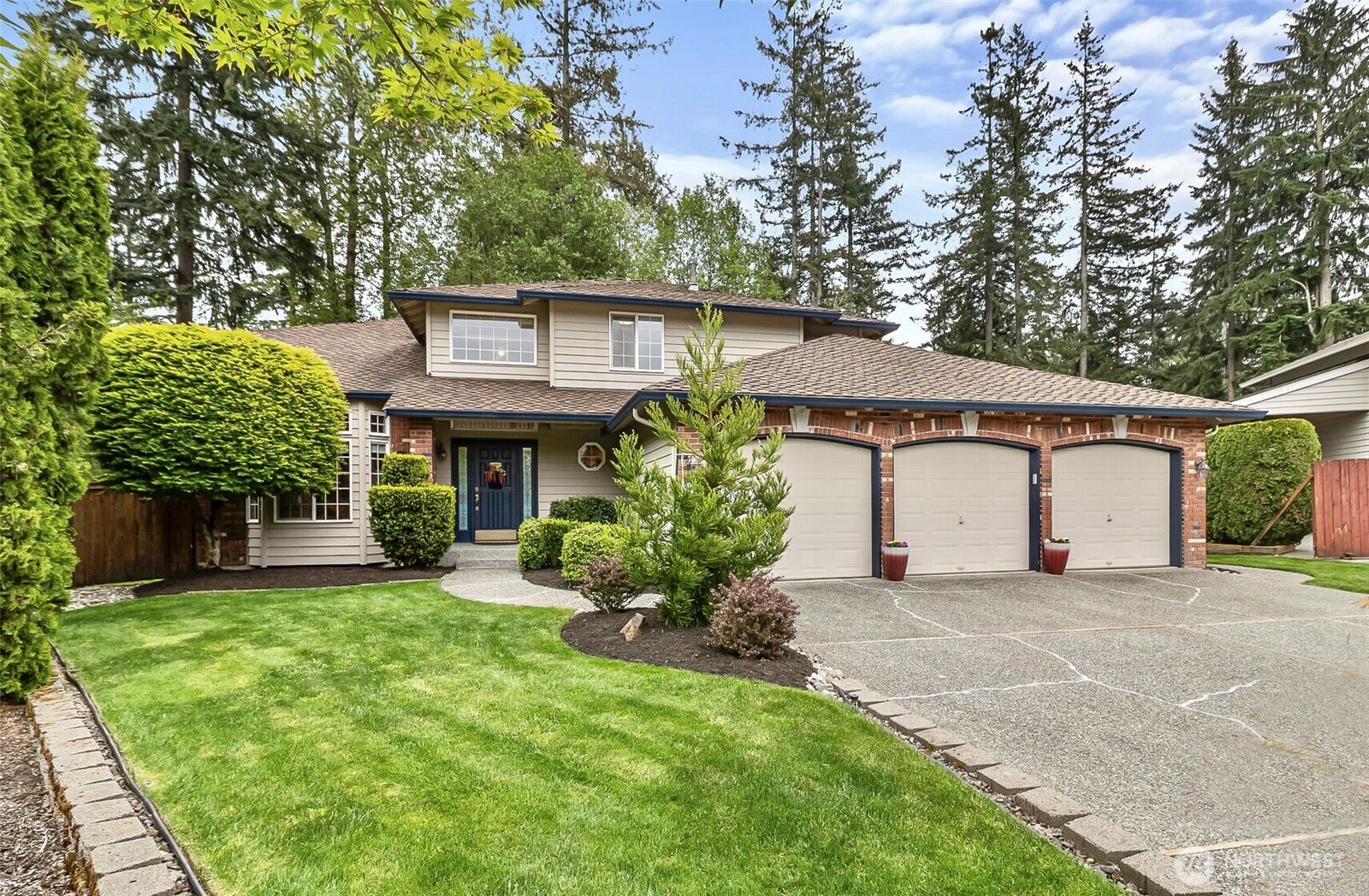 Property Photo: 7011 158th Street SE WA 98296