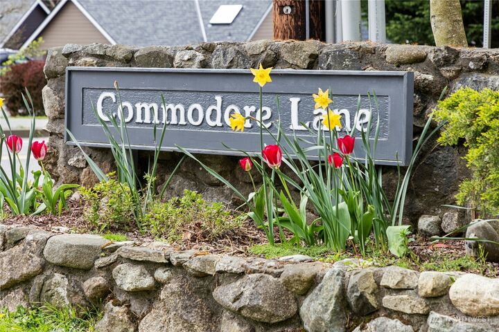 Property Photo:  1854  Commodore Lane NW  WA 98110 