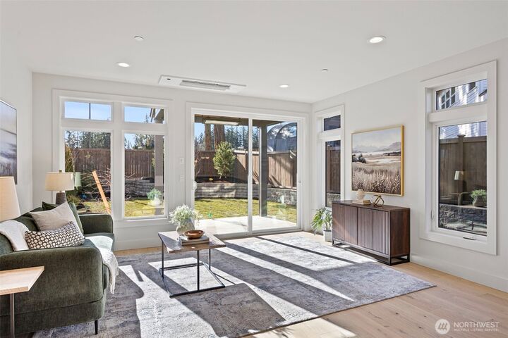 Property Photo:  9313  132nd Avenue NE  WA 98033 
