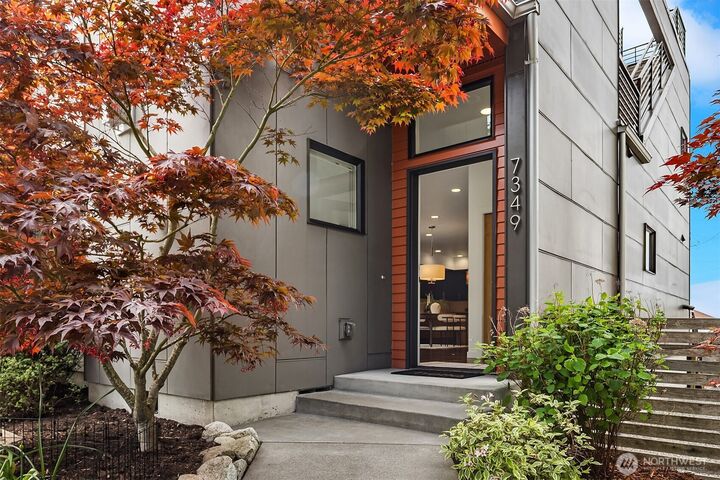 Property Photo: 7349 California Avenue SW WA 98136