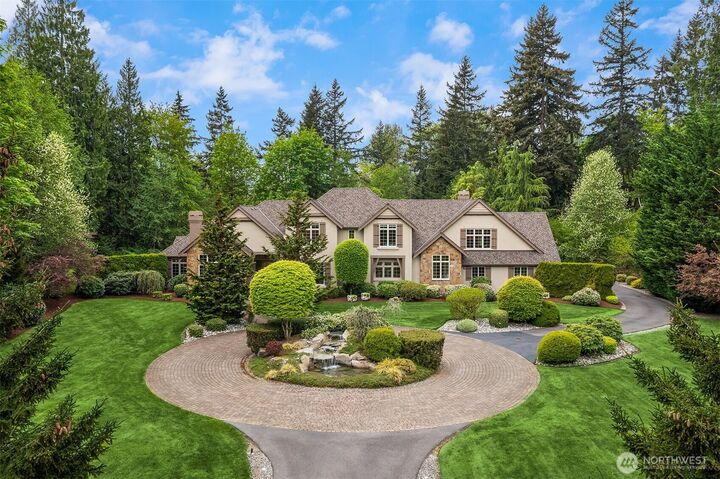 Property Photo: 8407 255th Avenue NE WA 98053