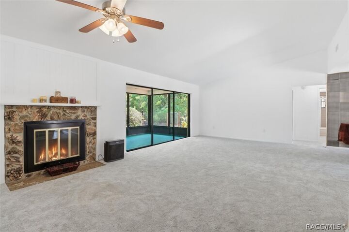 Property Photo:  7030 E Oak Forest Street  FL 34436 