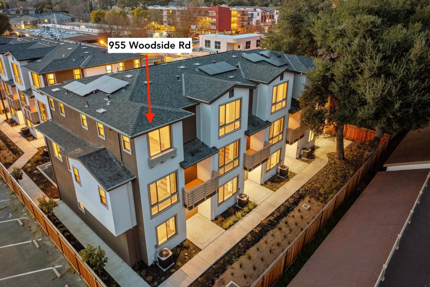 Property Photo:  955 Woodside Road  CA 94061 