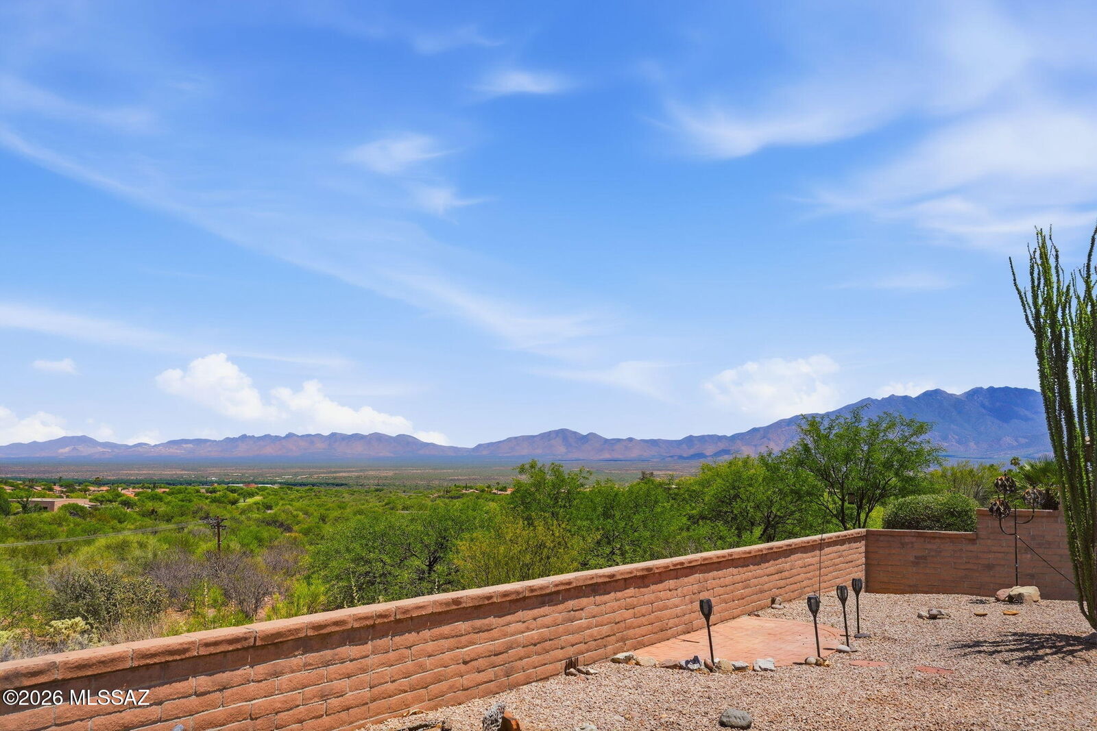 Property Photo: 2062 W Vista Ridge Drive AZ 85622
