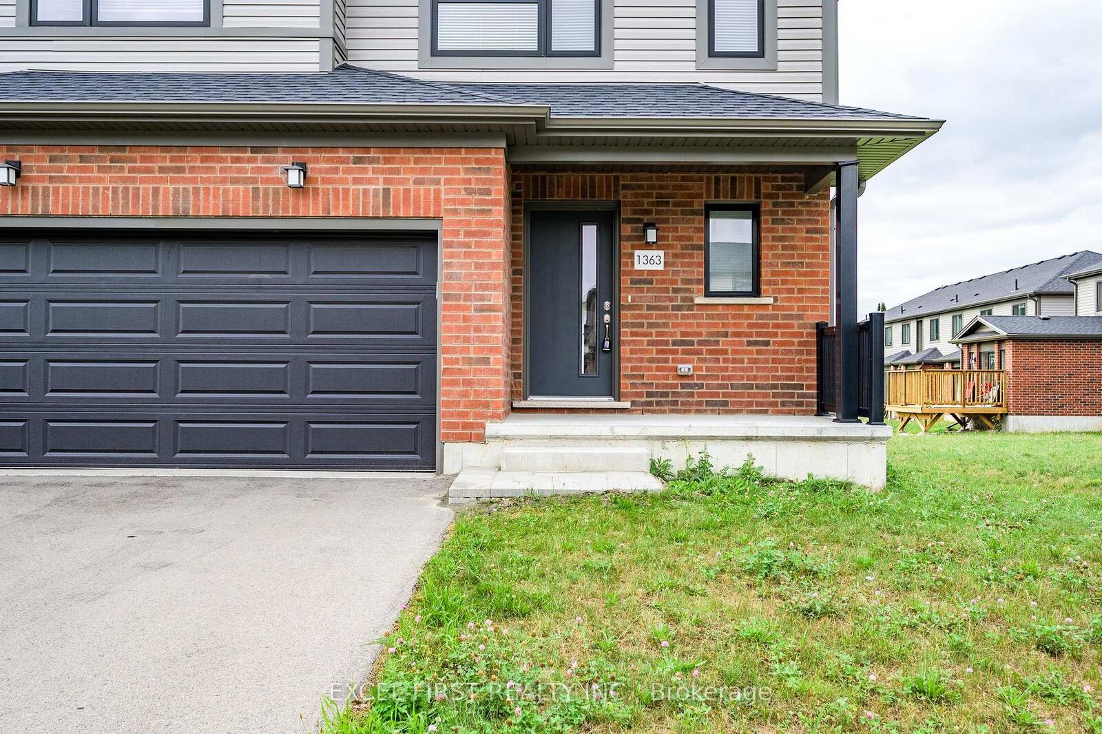 Property Photo: 1363 Michael Circle ON N5V 0B8