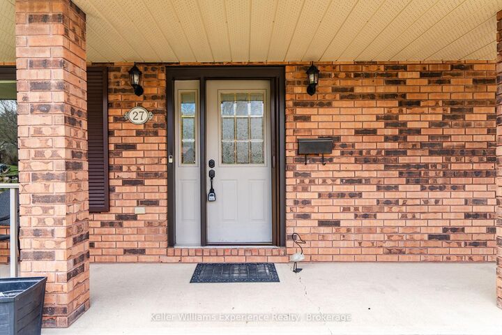 Property Photo: 27 Rosewood Avenue ON L0L 1X0