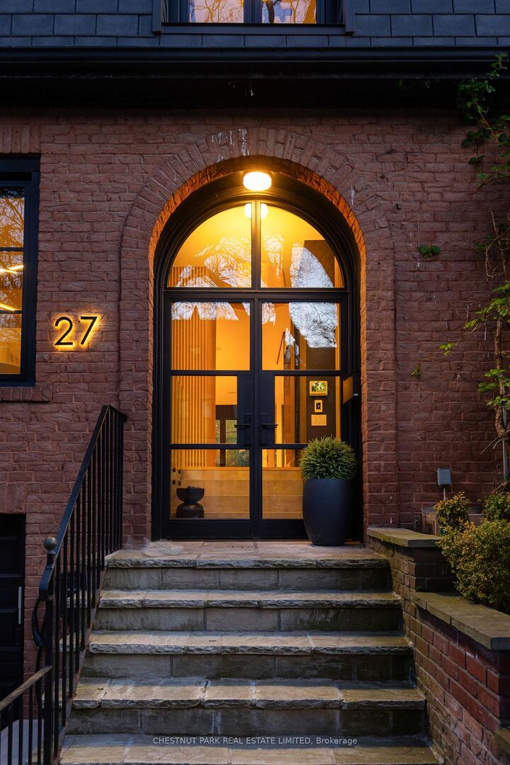 27 Boswell Avenue — photo 1