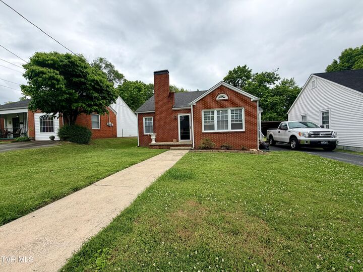 Property Photo:  408 West F Street  TN 37643 