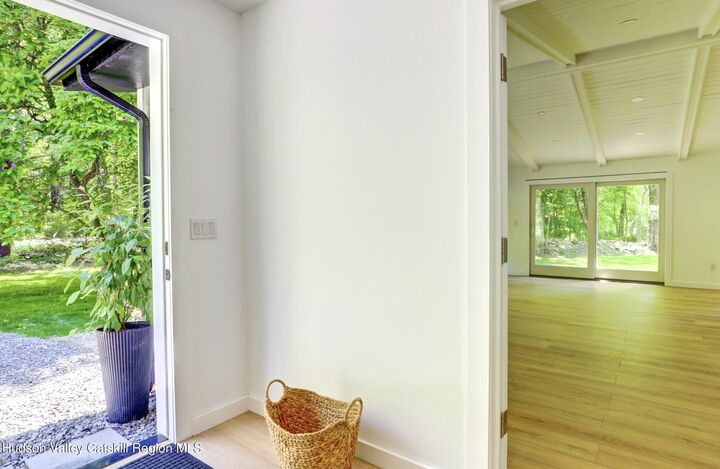 Property Photo: 12 Maryland NY 12484