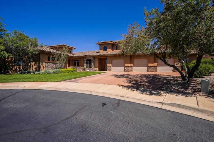 Property Photo:  39 N 150 W  UT 84738 