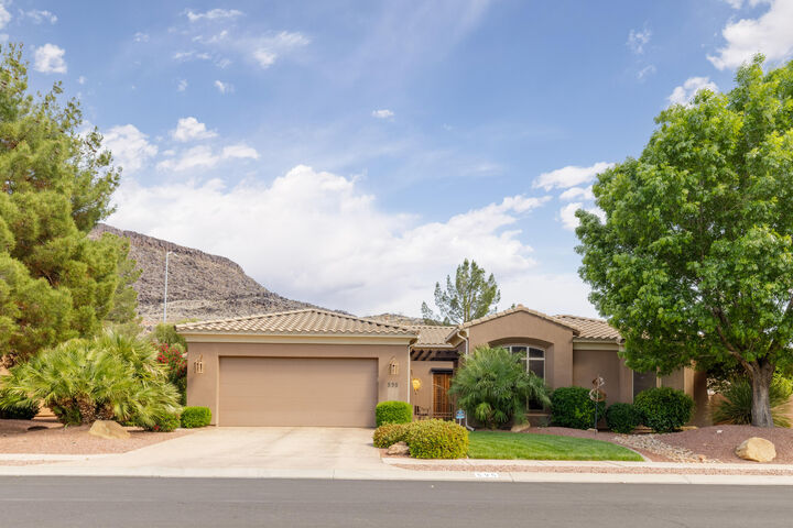 Property Photo:  595 S Pine Brook Ln  UT 84770 