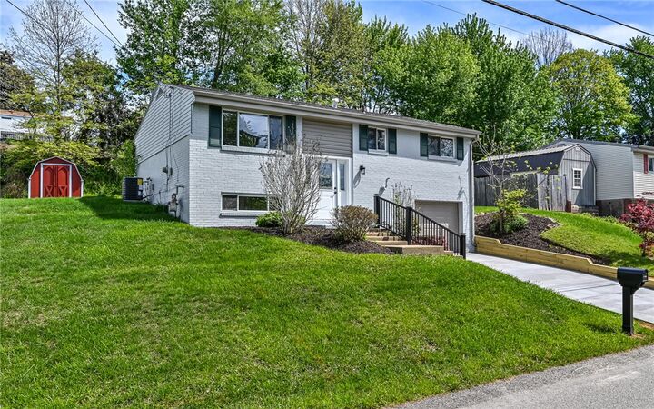 Property Photo: 4216 Havencrest Dr PA 15044