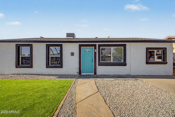 Property Photo:  5846 W Cheery Lynn Road  AZ 85031 