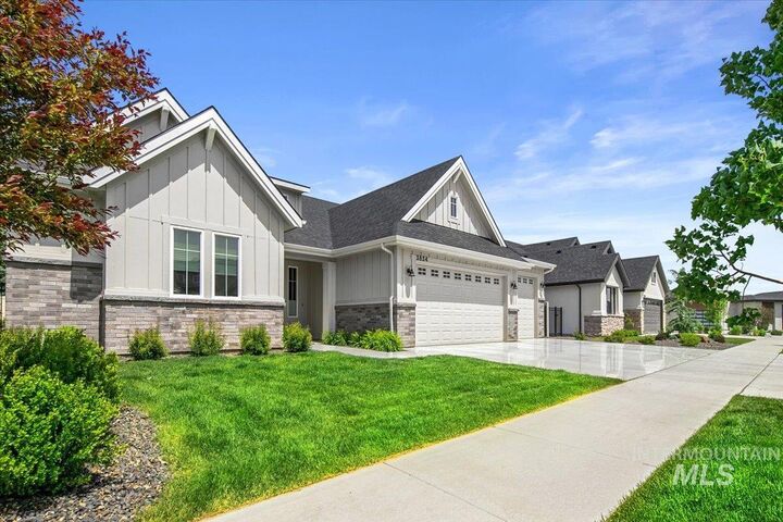 Property Photo:  3834 E Englehart Ln.  ID 83642 