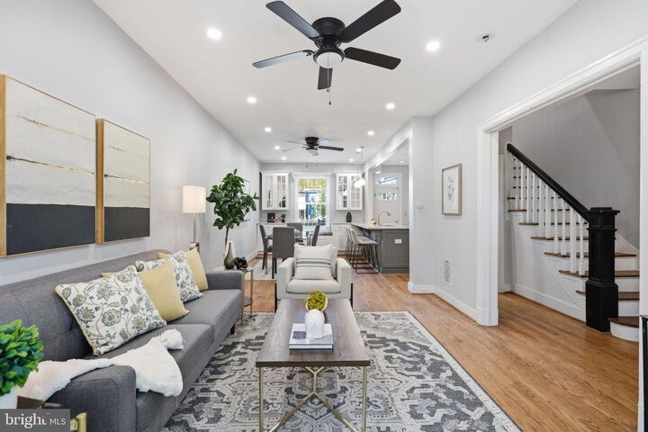 Property Photo:  1020 10th Street NE  DC 20002 