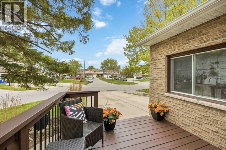Property Photo:  854 Lanark Crescent  ON N7S 4E4 