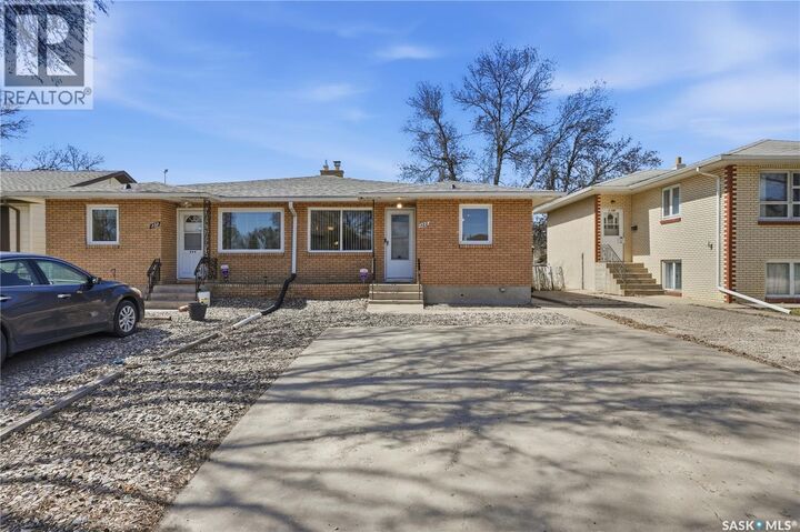 Property Photo:  322 Froom Crescent  SK S4N 1B7 
