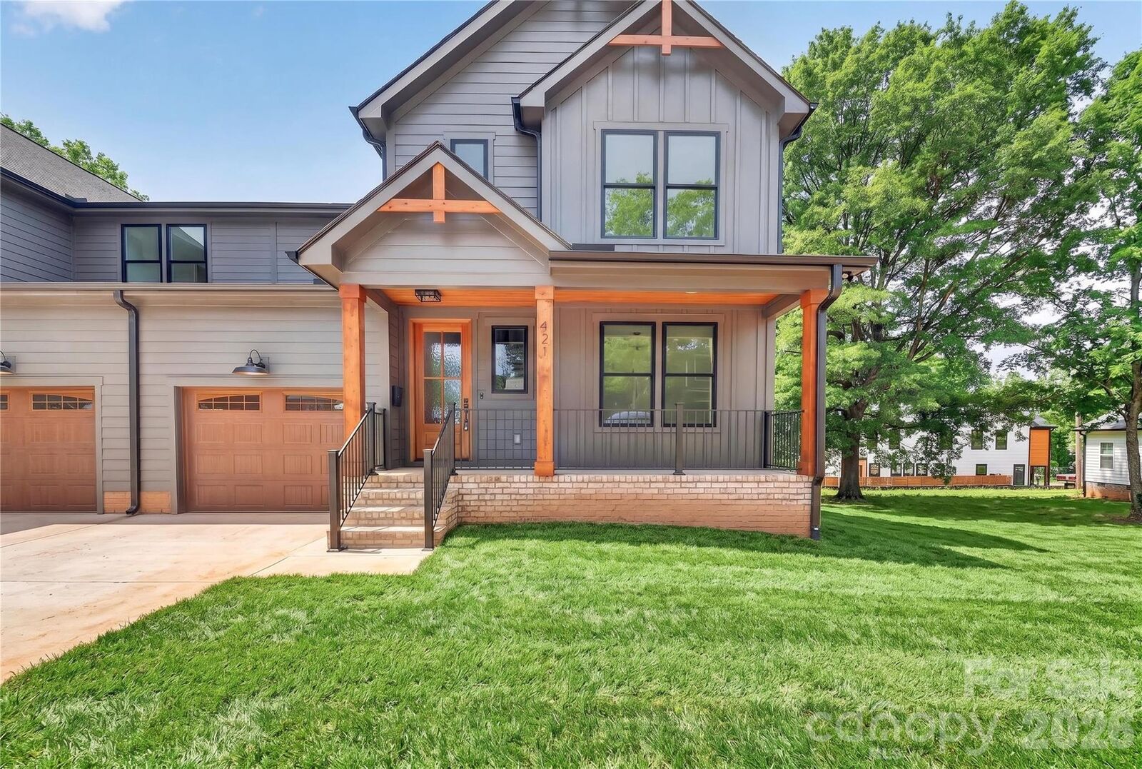 Property Photo:  421 W Cama Street  NC 28217 