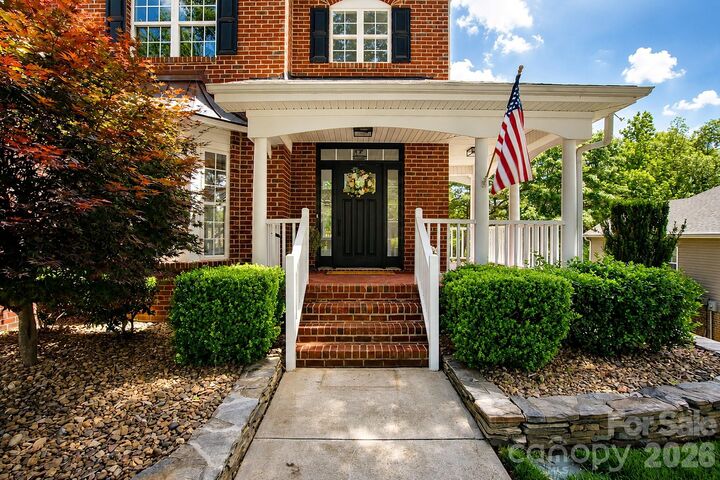 Property Photo: 1378 Valhalla Drive NC 28037