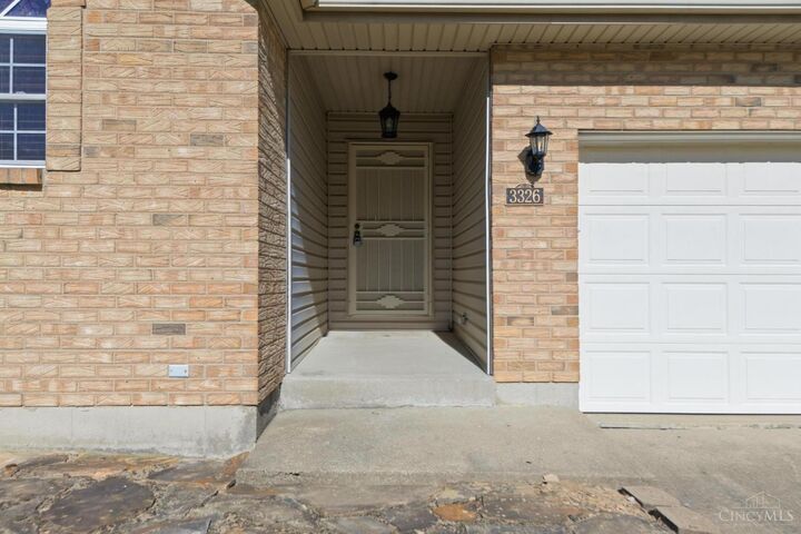 Property Photo:  3326 Green Meadow Court  OH 45102 