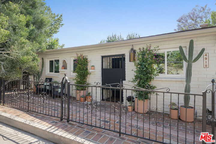 Property Photo: 4918 Seldner Ave CA 90032