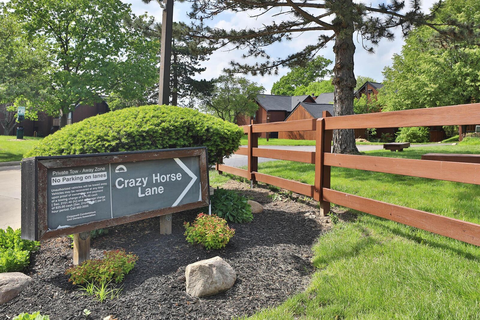 Property Photo:  4760 Crazy Horse Lane  OH 43081 