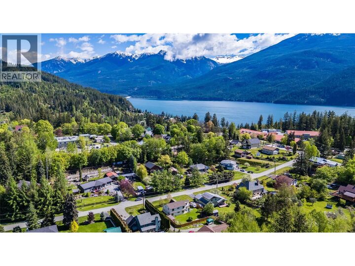 Property Photo: 661 C Avenue BC V0G 1M0