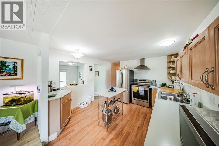 Property Photo: 500 16th Avenue 53 BC V0G 1G0