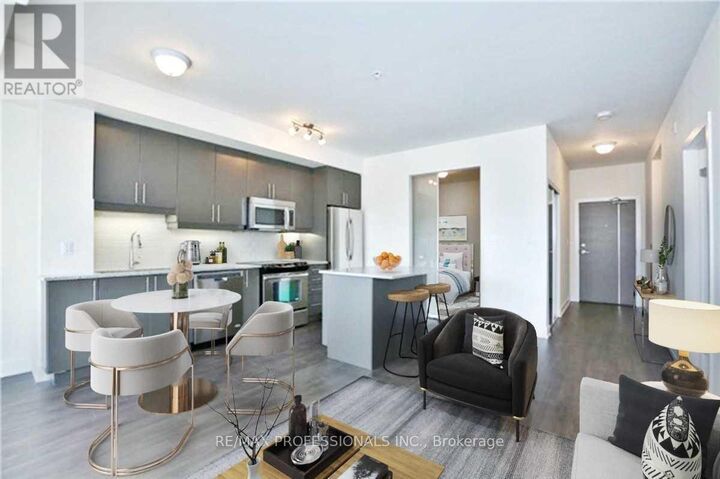 Property Photo:  128 Garden Drive South 323  ON L6K 0H7 