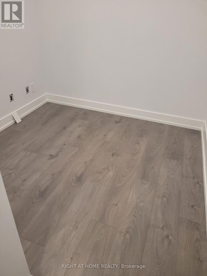 Property Photo:  225 Veterans Drive North 508  ON L7A 5L7 