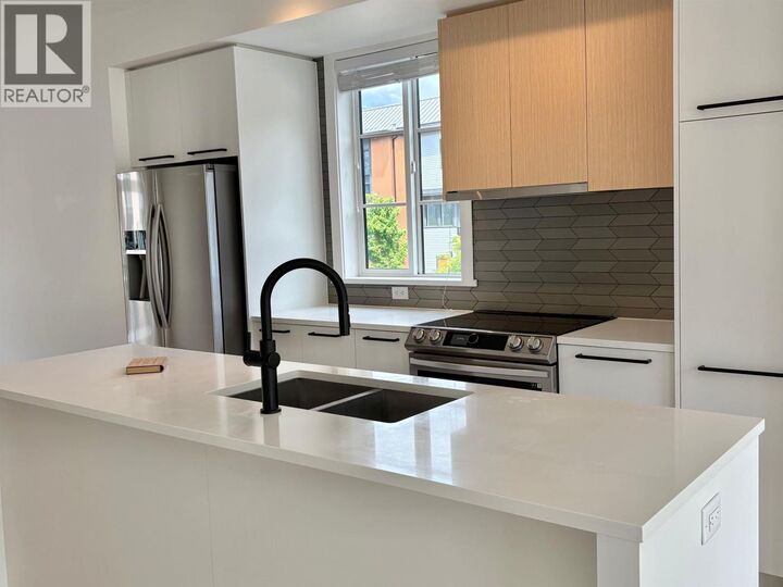 Property Photo:  1348 Halyard Place  BC V8B 2A1 