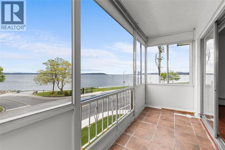 Property Photo: 9560 Fifth Street 303 BC V8L 2W5