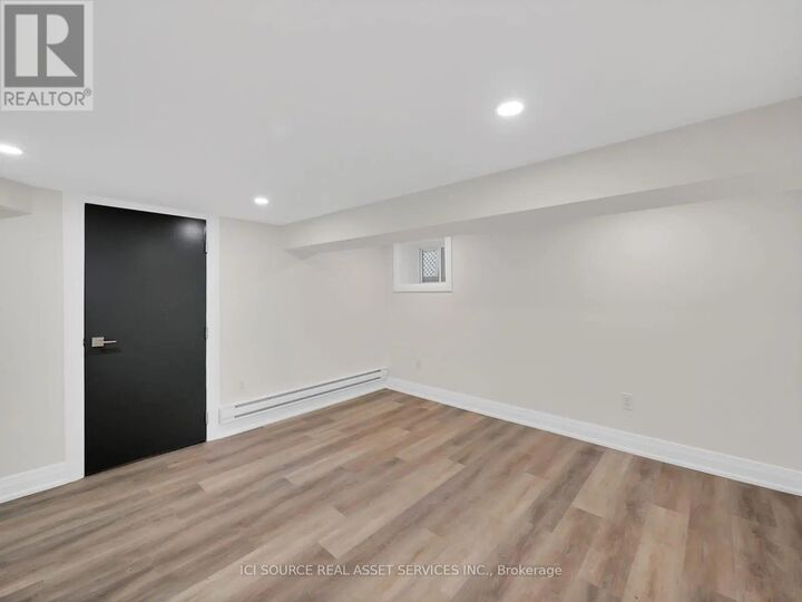 Property Photo:  132 Holton Avenue South 1  ON L8M 2L5 