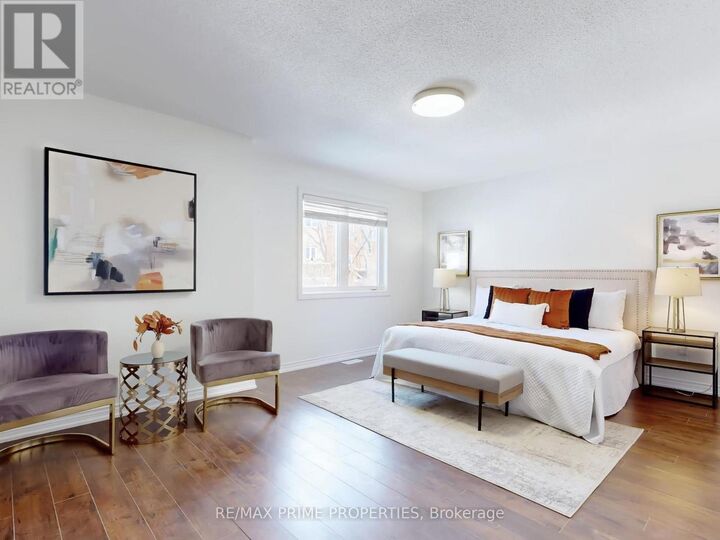 Property Photo:  22 Waymount Avenue  ON L4S 2G5 