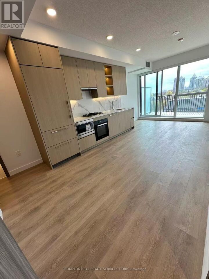 Property Photo:  75 Billes Heights 1002  ON M2K 0J8 