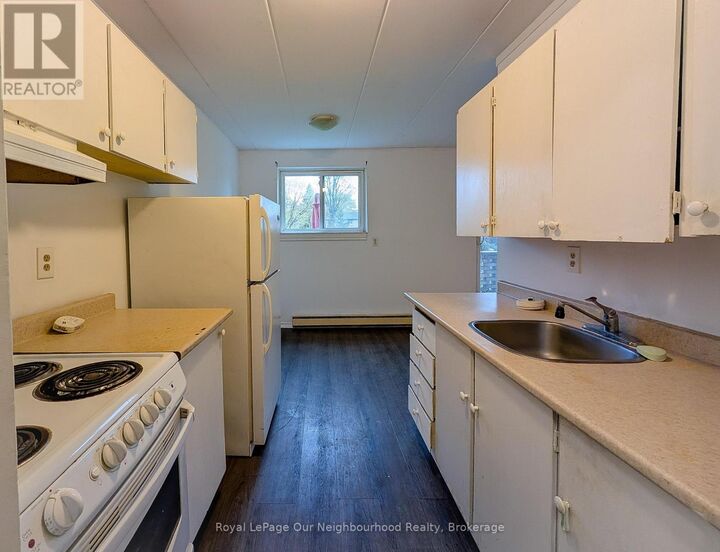 Property Photo:  108 Victoria Street West  ON L1N 1B7 