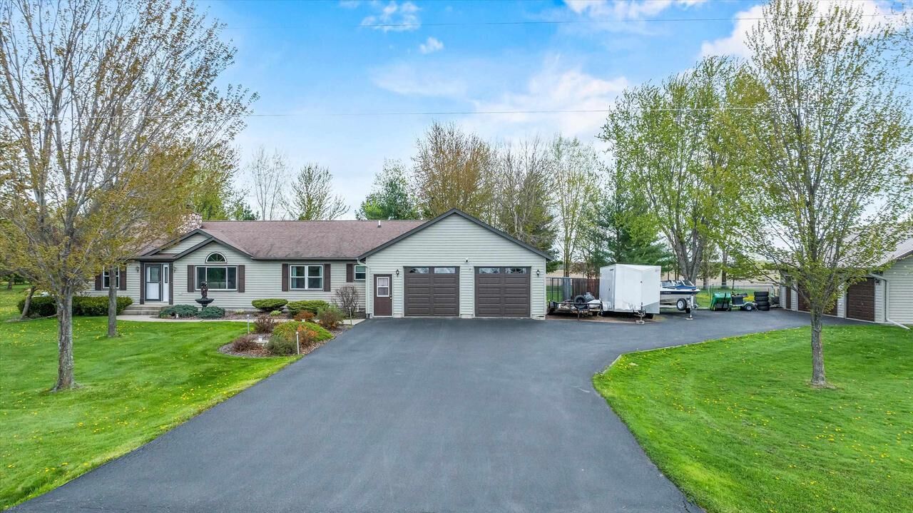 Property Photo: 9816 Lincoln Avenue WI 54449