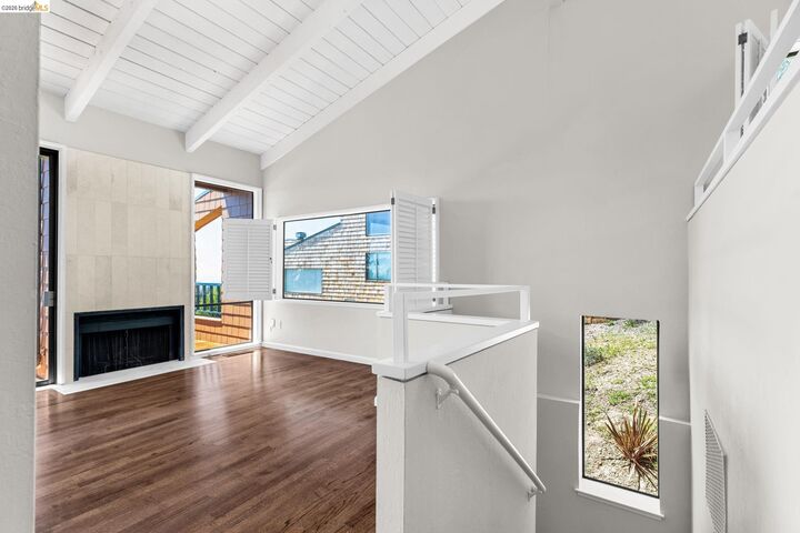 Property Photo: 10 Sereno Cir CA 94619