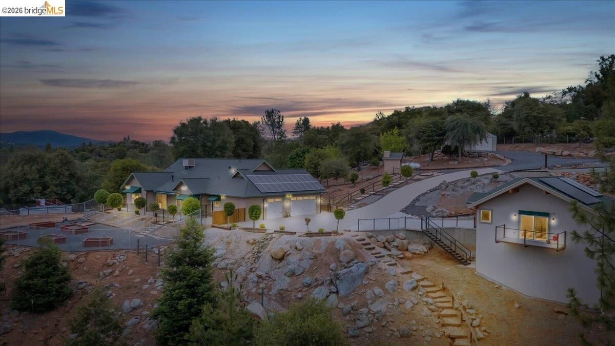 Property Photo:  18180 Robin Ridge  CA 95370 