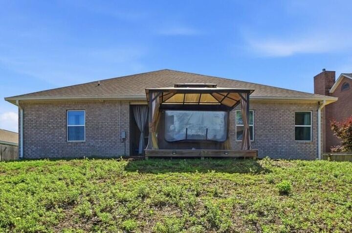 Property Photo:  1102 Shoal River Drive  FL 32539 