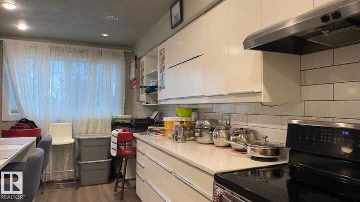 Property Photo:  13417 40 Street NW  AB T5A 3L9 
